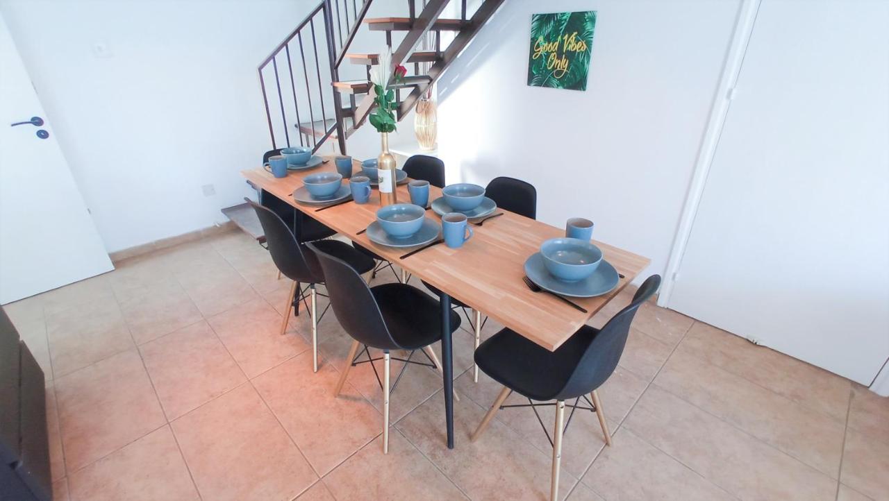 Luxury Private Rooms -Sea View, Netflix, Gym- 5 Min From Beach! - Private Room In Shared Apartment Larnaca Exteriör bild